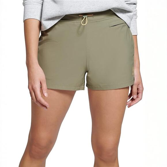 NWT Bass Outdoor BCool Shorts Sz Medium - Picture 1 of 11